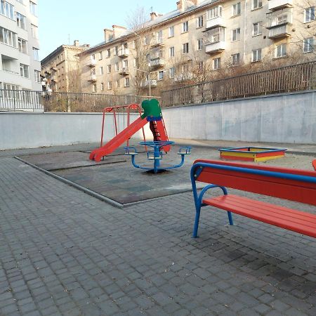 Central Point Apartment Lviv Bagian luar foto