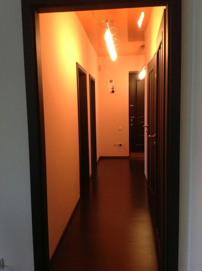 Central Point Apartment Lviv Bagian luar foto